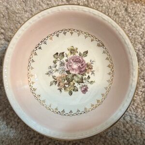 Homer Laughlin Eggshell Georgian Open Rose Pattern. Vintage China 6 bowls.